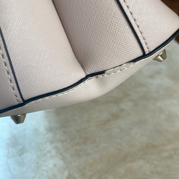 Trina Turk Beige PVC Structured Tote Bag Black White Pink Interior Gold Hardware - Picture 15 of 16